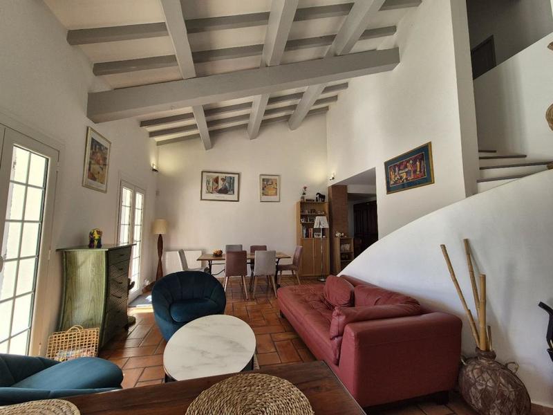 Villa - 168 m² - 6 pièces