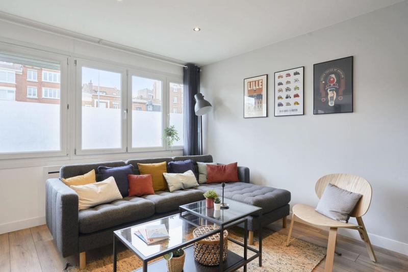 Appartement - 104 m² - 6 pièces