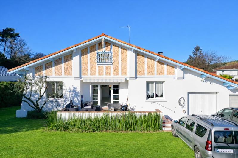 Villa - 182 m² - 7 pièces