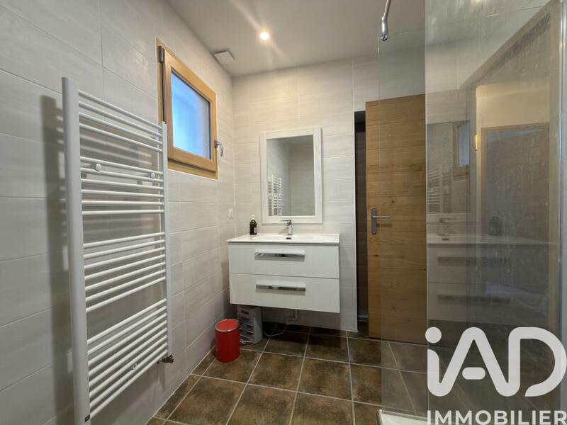 Maison - 144 m² - 5 pièces