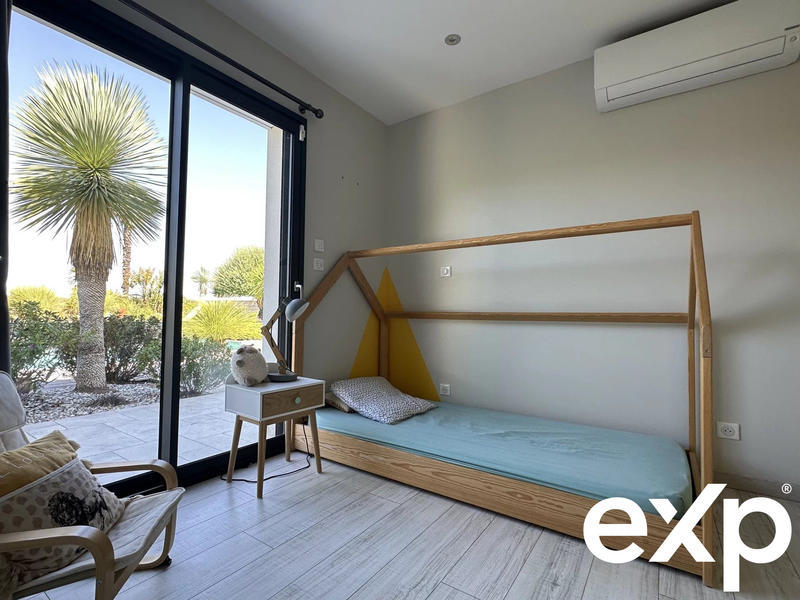 Villa - 187 m² - 13 pièces