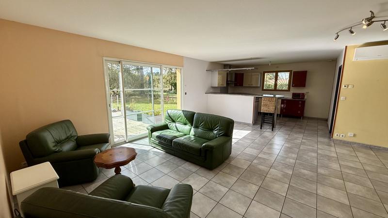 Maison - 105 m² - 5 pièces