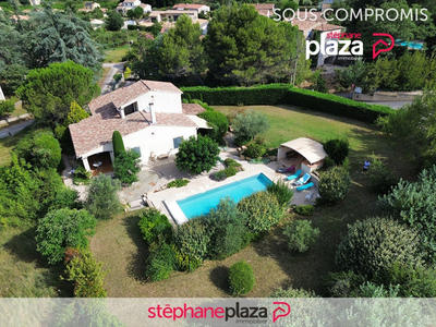 Maison - 159 m² - 5 pièces