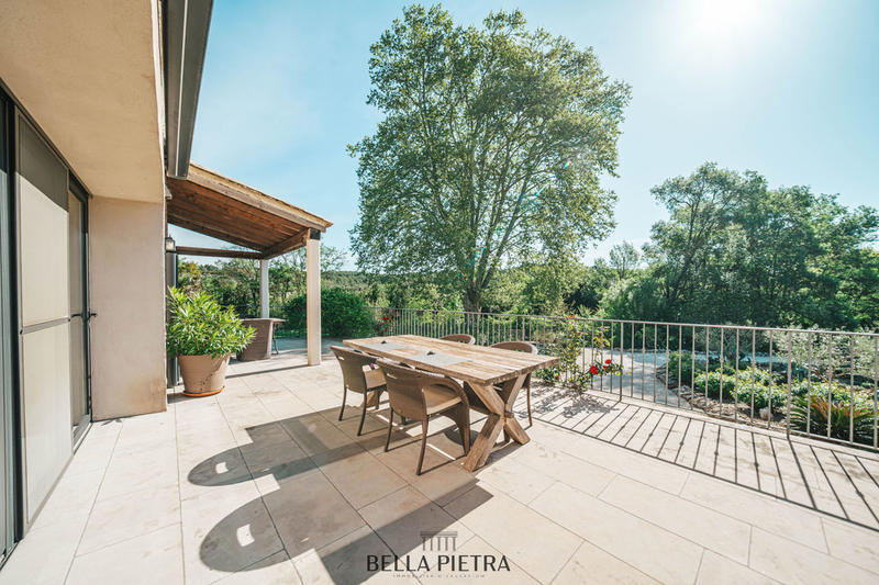 Moulin - 363 m² - 12 pièces