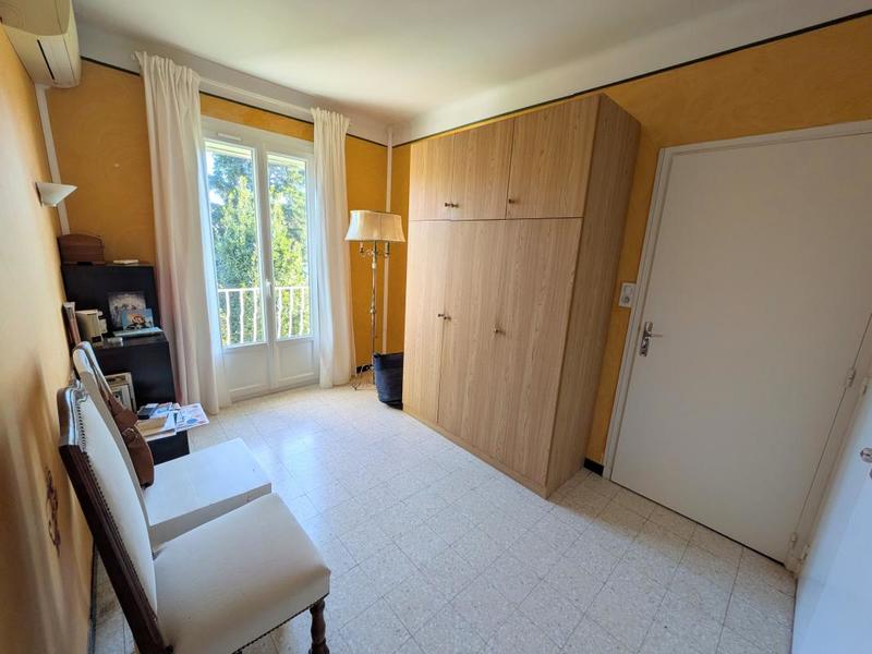 Maison - 184 m² - 7 pièces