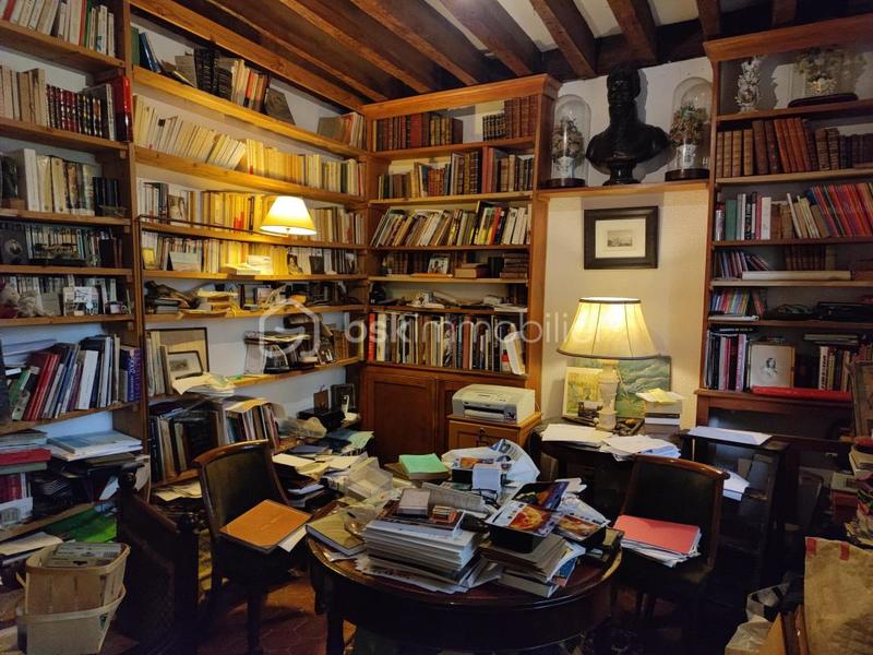 Maison de maîtres - 310 m² - 12 pièces