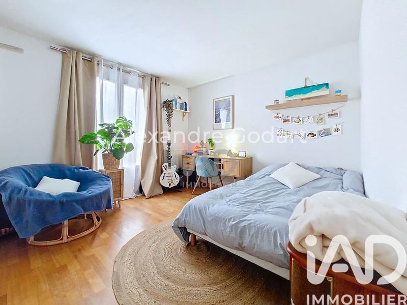 Maison - 104 m² - 6 pièces