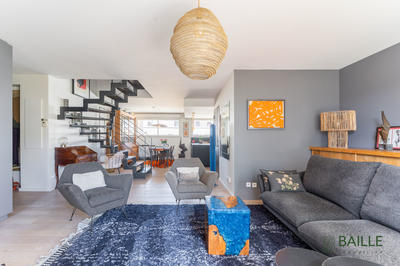 Appartement - 103 m² - 4 pièces