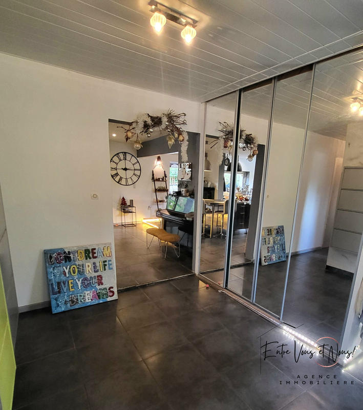 Maison ancienne - 235 m² - 9 pièces