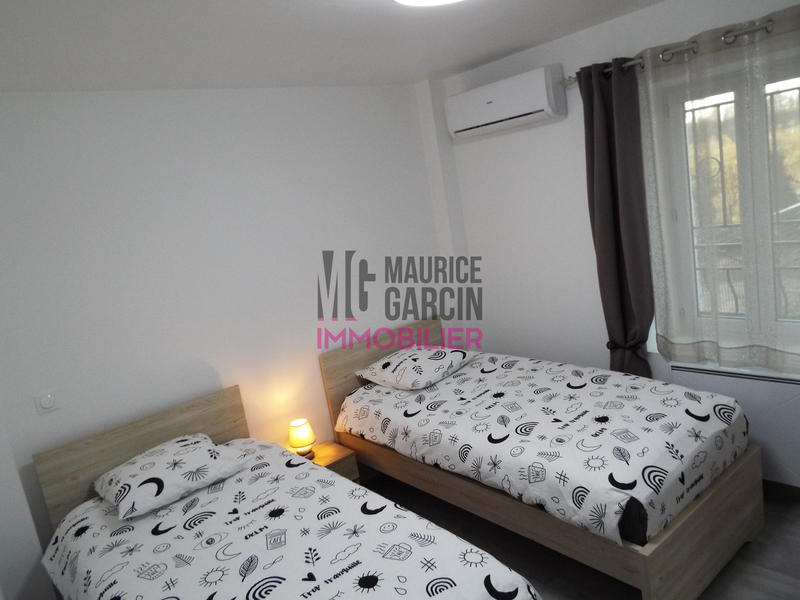 Mas - 376 m² - 15 pièces