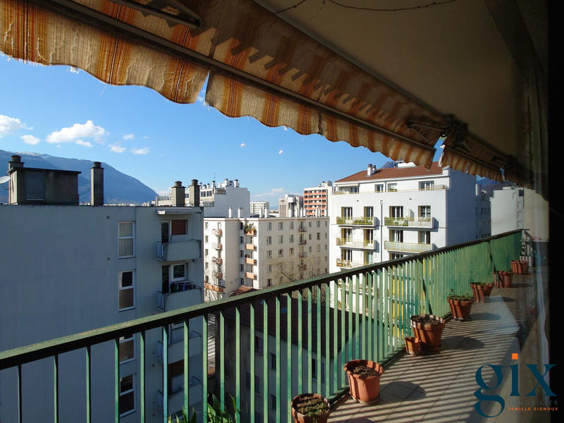 Appartement - 147 m² - 6 pièces