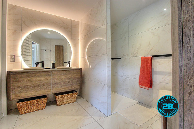 Duplex - 163 m² - 5 pièces