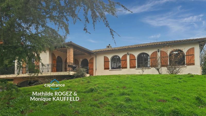 Maison - 274 m² - 7 pièces