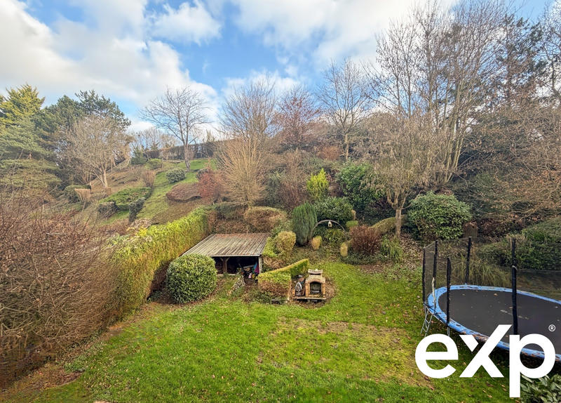 Maison - 90 m² - 5 pièces