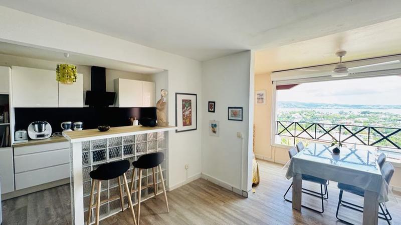 Appartement - 69 m² - 3 pièces