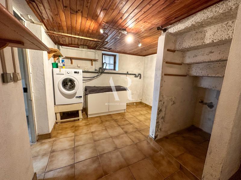 Maison - 95 m² - 3 pièces