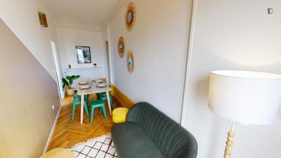 Chambre - 11 m² - 5 pièces