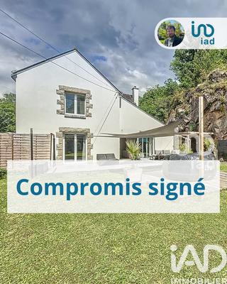 Maison - 245 m² - 8 pièces