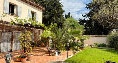 Local commercial - 276 m² - 5 pièces