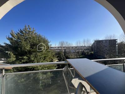 Duplex - 80 m² - 4 pièces