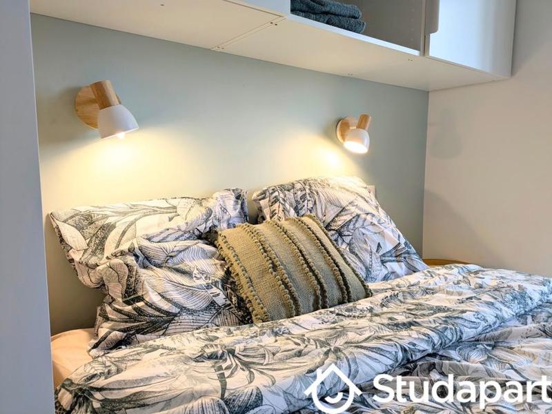 Chambre - 10 m² - 1 pièce