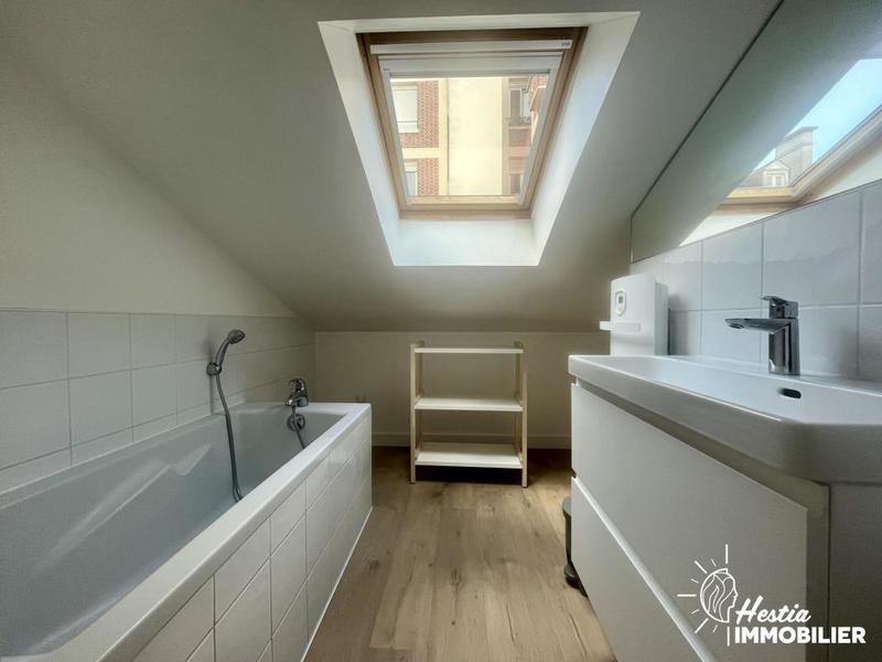 Appartement - 99 m² - 5 pièces