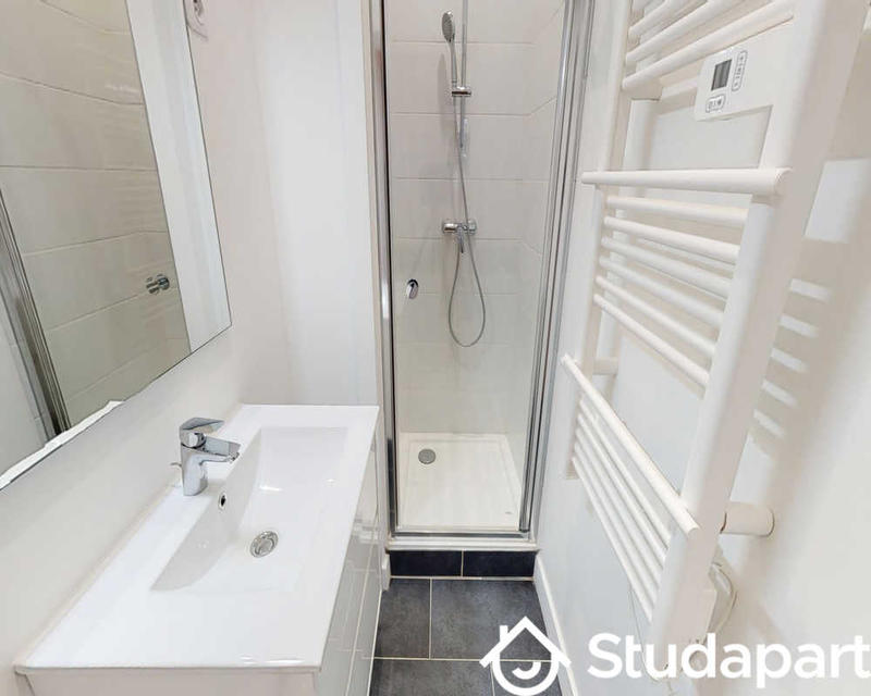 Chambre - 110 m² - 1 pièce