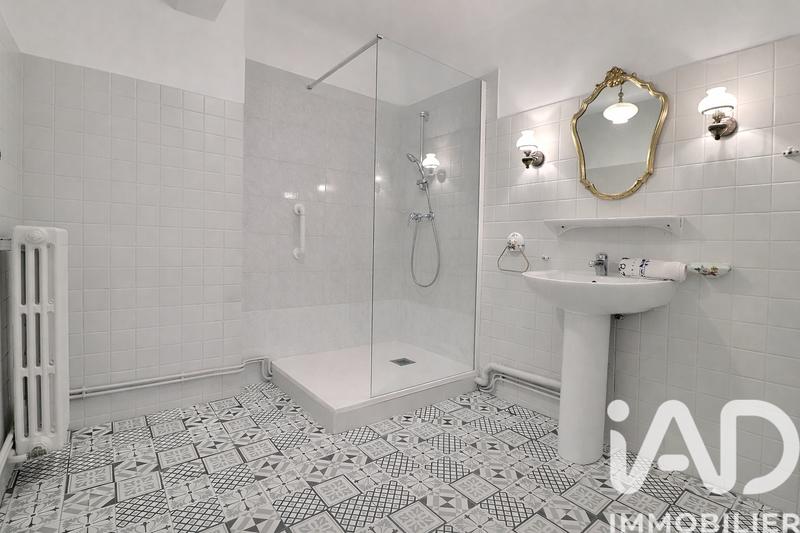 Appartement - 92 m² - 2 pièces