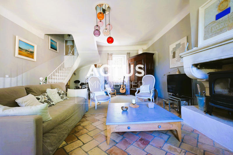 Maison - 145 m² - 6 pièces