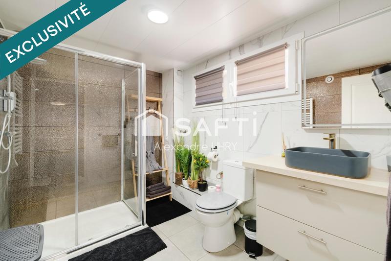 Appartement - 120 m² - 6 pièces