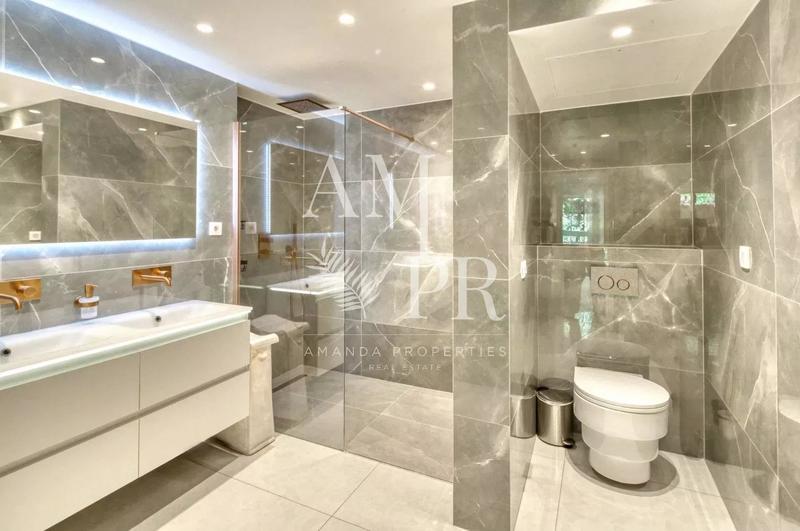 Appartement - 84 m² - 3 pièces