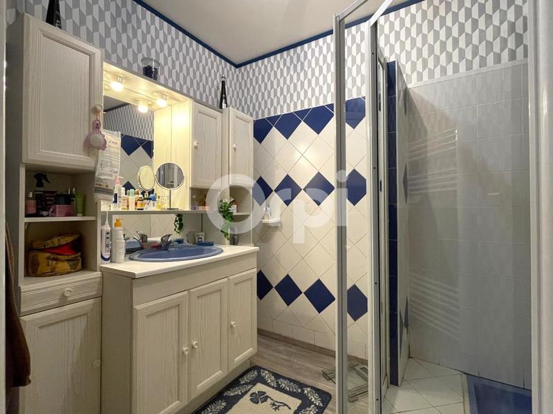 Maison - 181 m² - 6 pièces