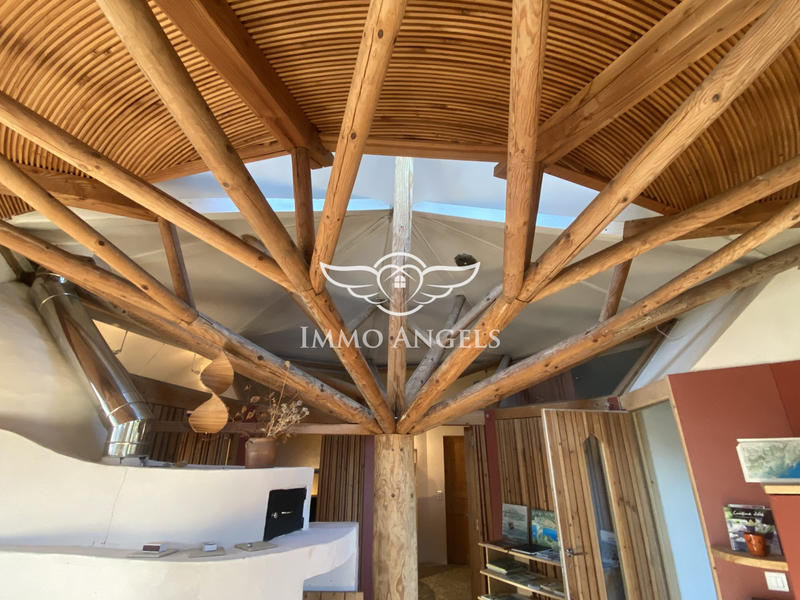 Maison contemporaine - 850 m² - 13 pièces