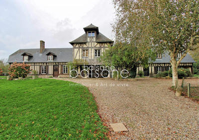 Maison - 316 m² - 10 pièces