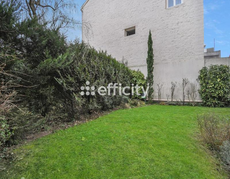 Appartement - 90 m² - 4 pièces