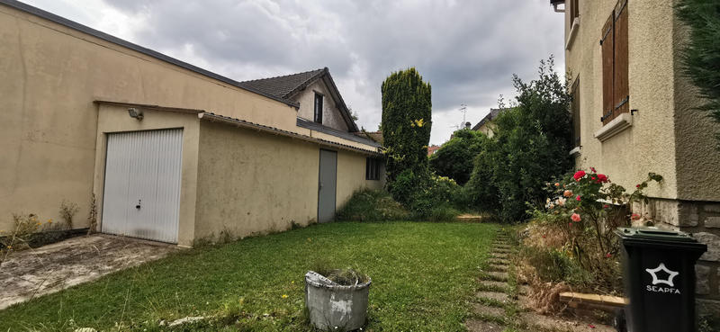 Maison - 200 m² - 8 pièces