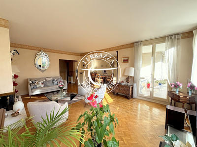 Appartement - 137 m² - 5 pièces