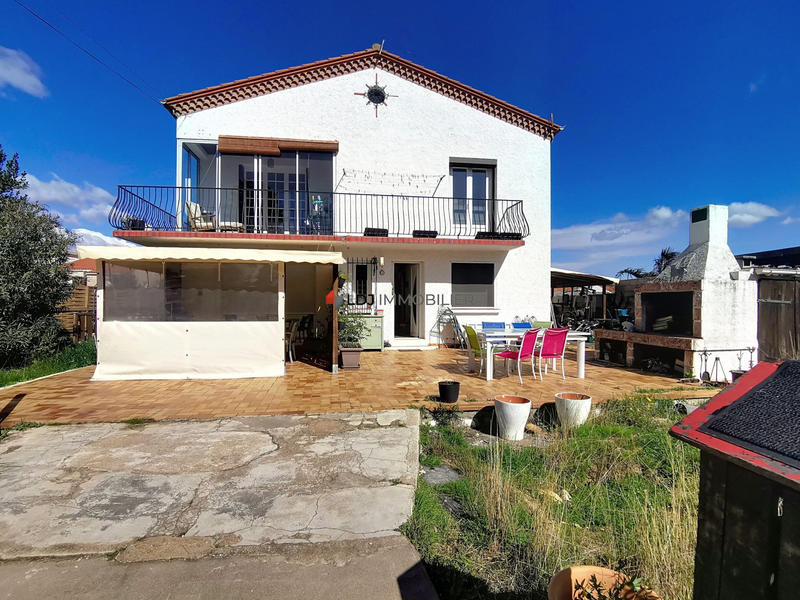 Maison traditionnelle - 160 m² - 9 pièces