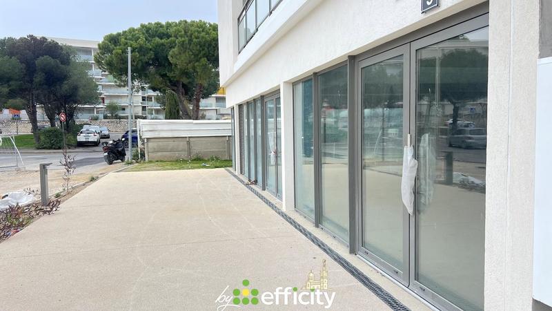 Bureau - 250 m² - 1 pièce