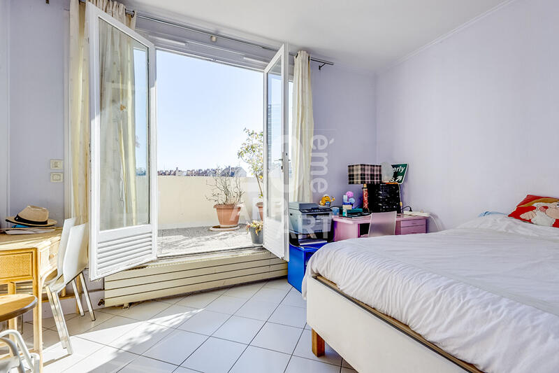 Appartement - 110 m² - 4 pièces