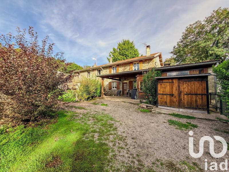 Maison - 195 m² - 8 pièces