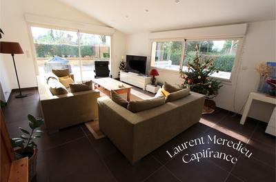 Maison bourgeoise - 275 m² - 10 pièces