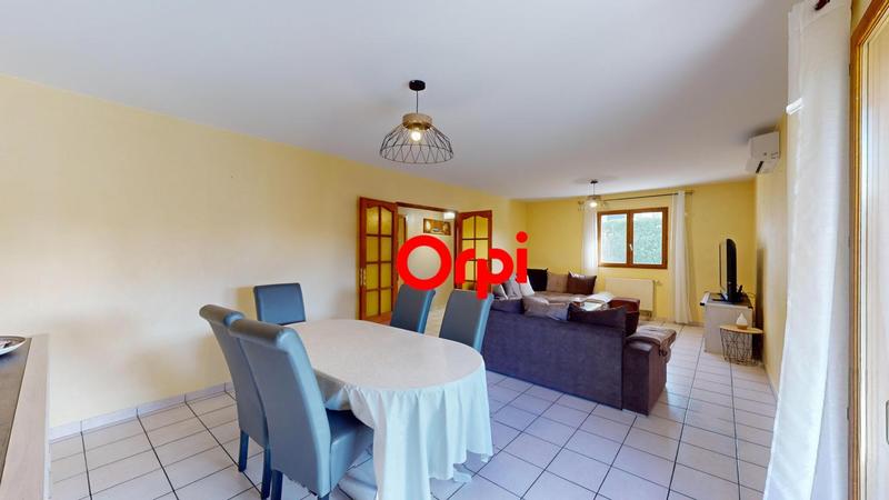 Maison - 105 m² - 5 pièces