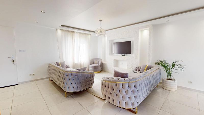 Maison - 115 m² - 6 pièces