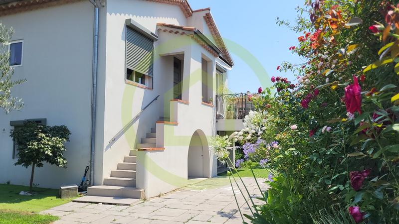 Maison - 121 m² - 4 pièces