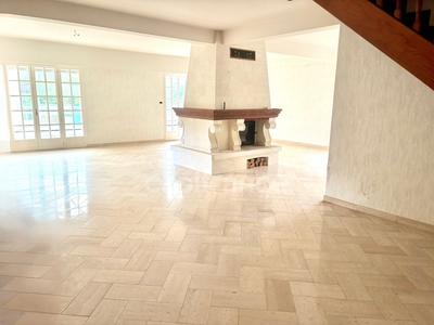 Maison - 511 m² - 9 pièces
