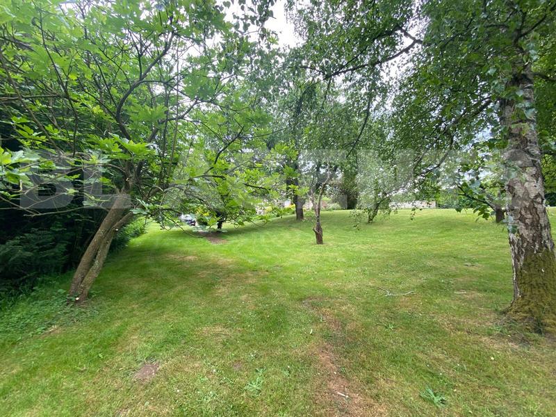 Pavillon - 172 m² - 8 pièces