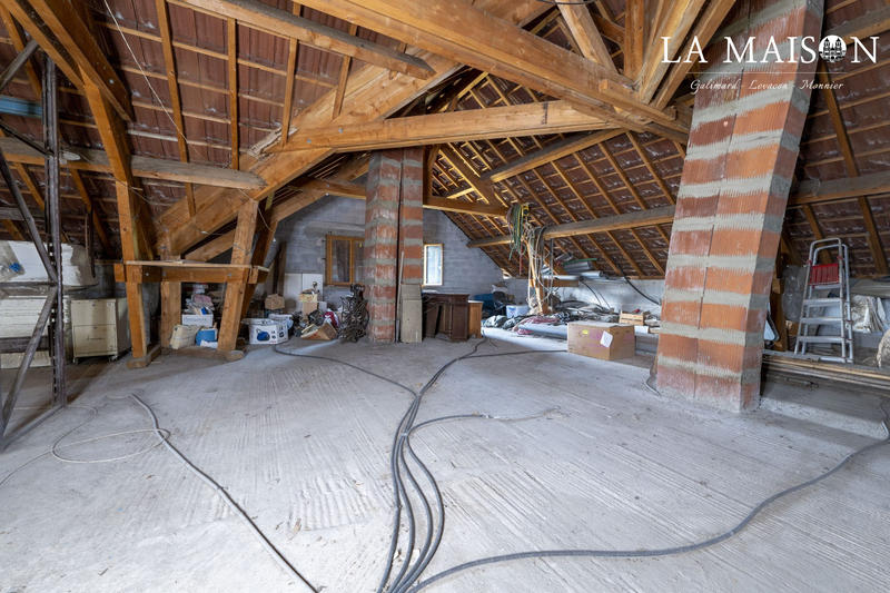 Maison - 170 m² - 7 pièces