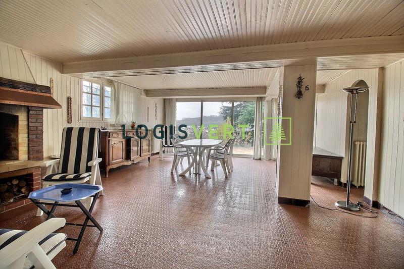 Maison - 256 m² - 11 pièces