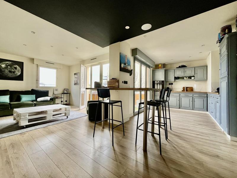 Appartement - 70 m² - 3 pièces